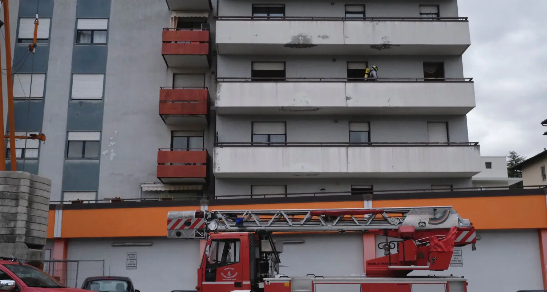 Madre e figlia trovate senza vita nel loro appartamento a Pergine Valsugana: erano morte da settimane