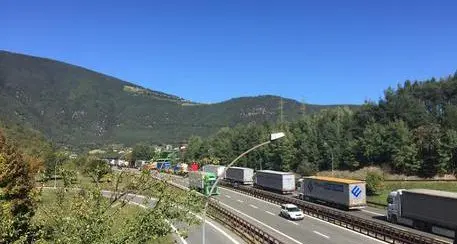 Brennero, lavori urgenti sul ponte: da domani disagi in autostrada sul versante austriaco