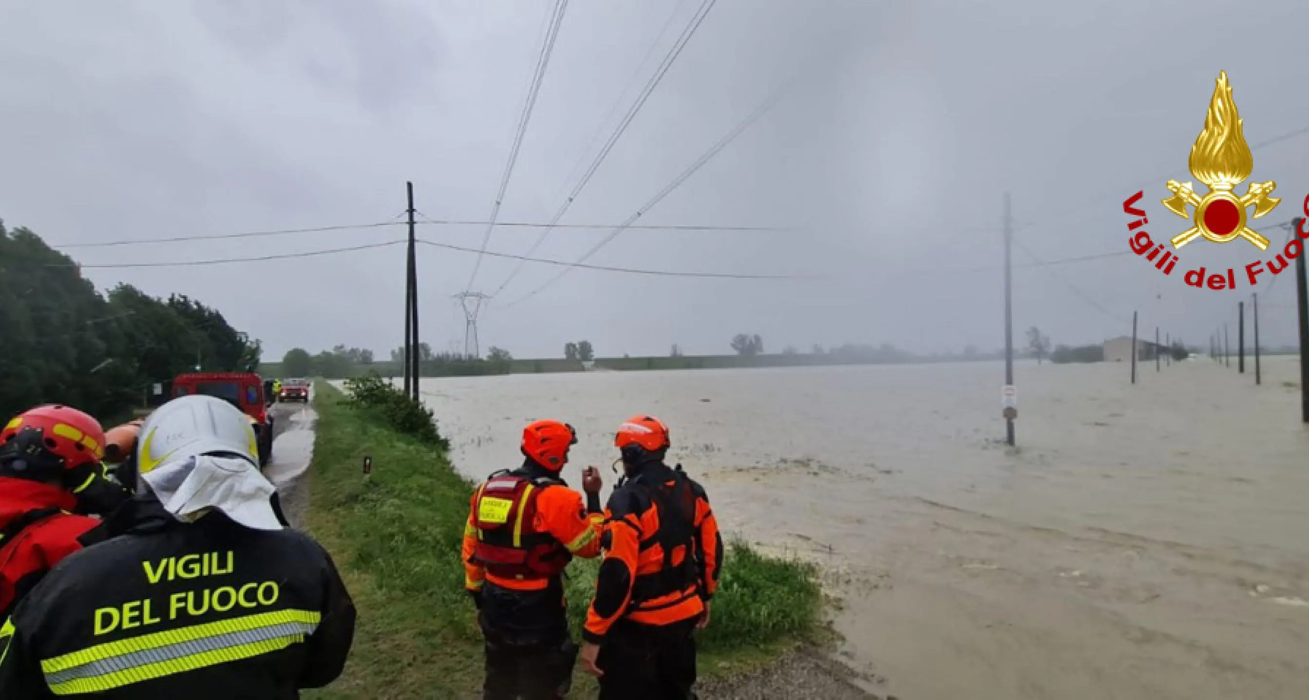 Maltempo in Emilia Romagna: due vittime, allagamenti e stop ai treni in alcune zone