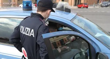 Tentata rapina in un ristorante a Trento, la polizia ferma due persone