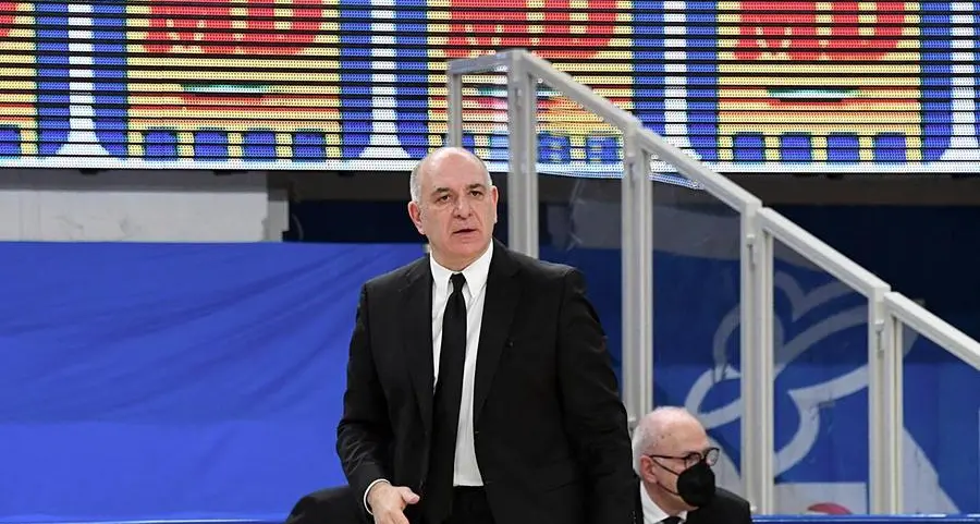 Lele Molin lascia la panchina dell'Aquila Basket