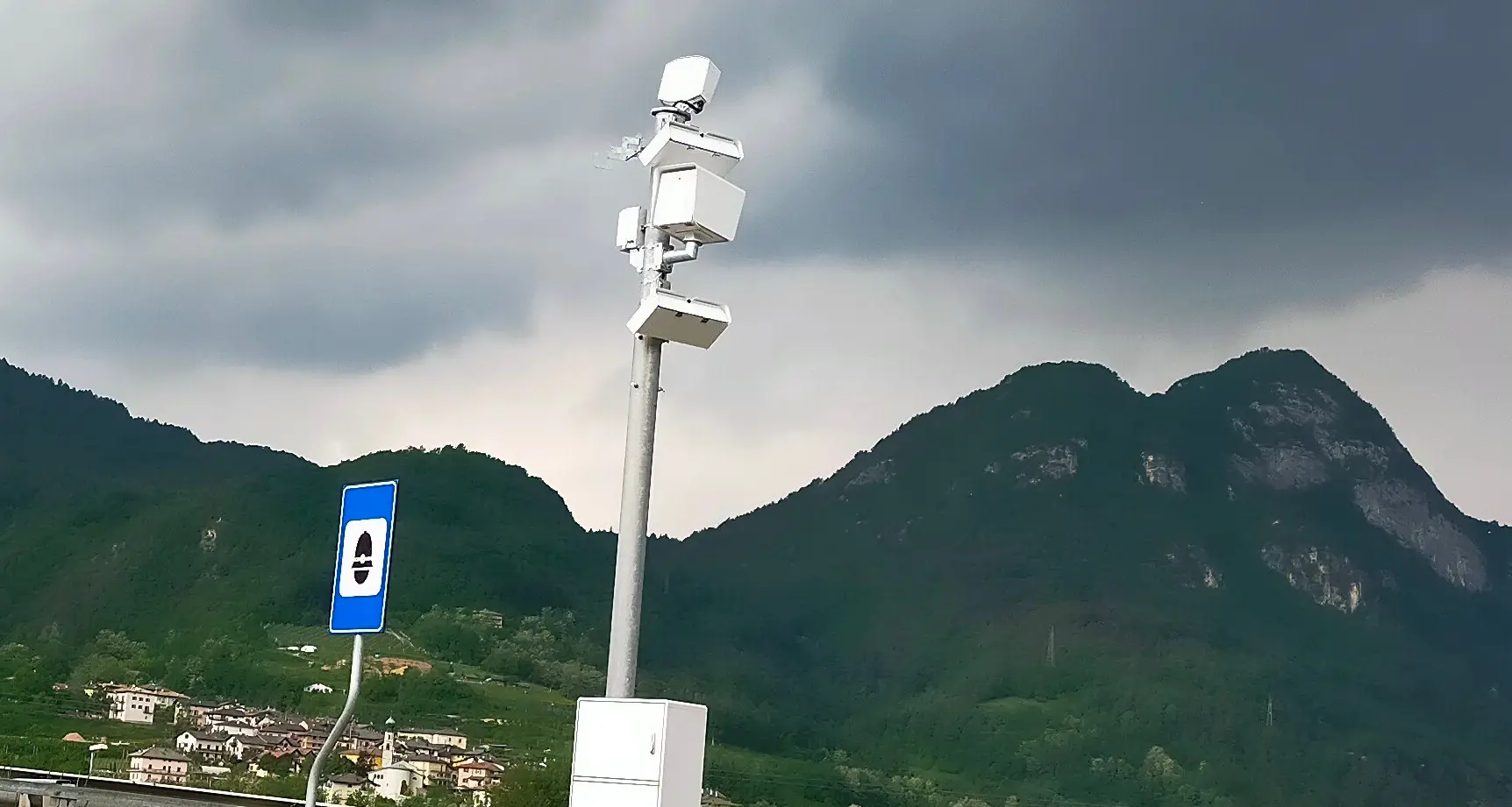 Installato il nuovo autovelox sulla statale 47 della Valsugana a Ponte Regio