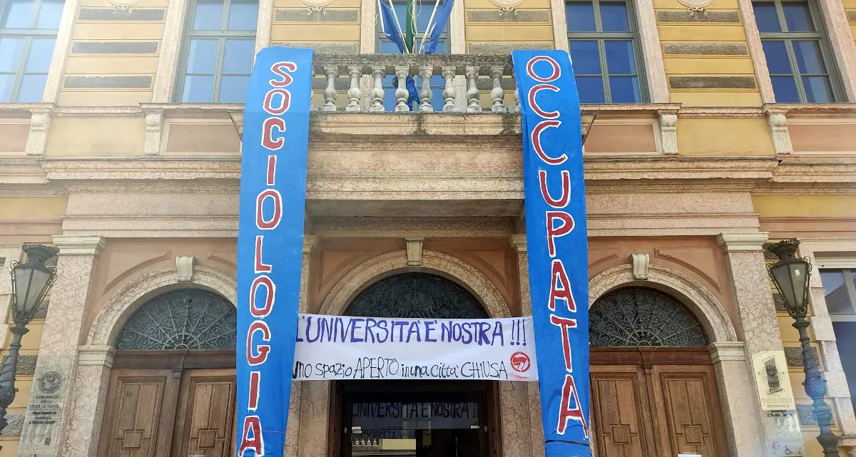 Contestato il Festival dell'economia, a Sociologia occupata arrivano i \"contro-eventi\"