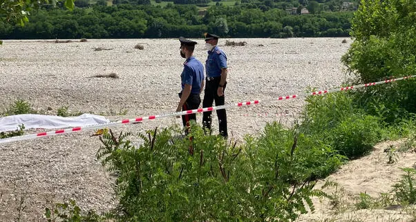 È stata uccisa la donna trovata morta nel Piave: la svolta dall'autopsia