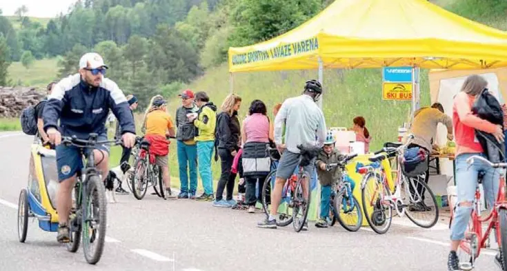 In val di Fiemme le prove del turismo \"alternativo\": sulla statale senza le automobili