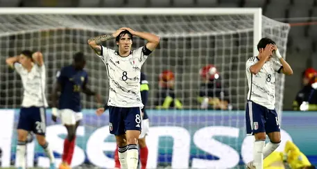 Euro U21, dopo gli svarioni arbitrali di Francia-Italia la Uefa ci ripensa: dai quarti ci sarà la Var