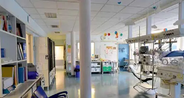 Bimbo morto dopo il parto cesareo, si indaga per omicidio colposo
