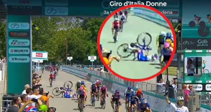 Giro d'Italia, brutta caduta durante lo sprint per Letizia Paternoster