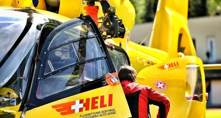 Resia, operaio trentino colpito da una scarica da 10 mila volt: non è grave