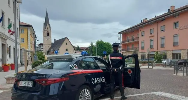 Nelle valli di Non e Sole i carabinieri ritirano le patenti a sette automobilisti