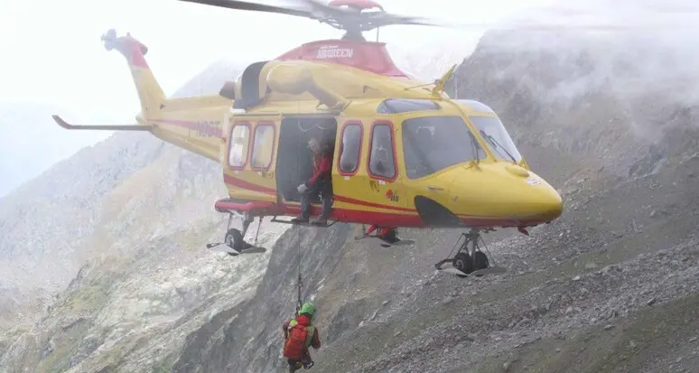 Doppia tragedia sui sentieri della Val Camonica: morti due escursionisti