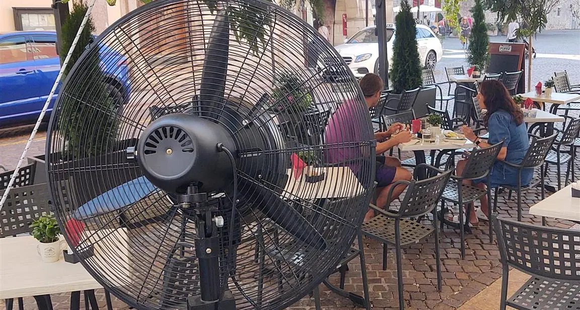 L'ondata di gran caldo non rallenta: in Trentino allerta gialla prolungata di 48 ore