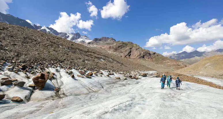 L'80% dei ghiacciai alpini rischia di sparire entro il 2060: lo studio di Greenpeace e Comitato glaciologico