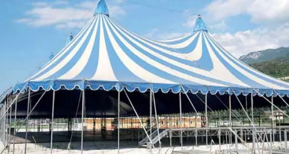 Music Arena, già montato il tendone per l'Oktoberfest: salta il mega concerto annunciato?