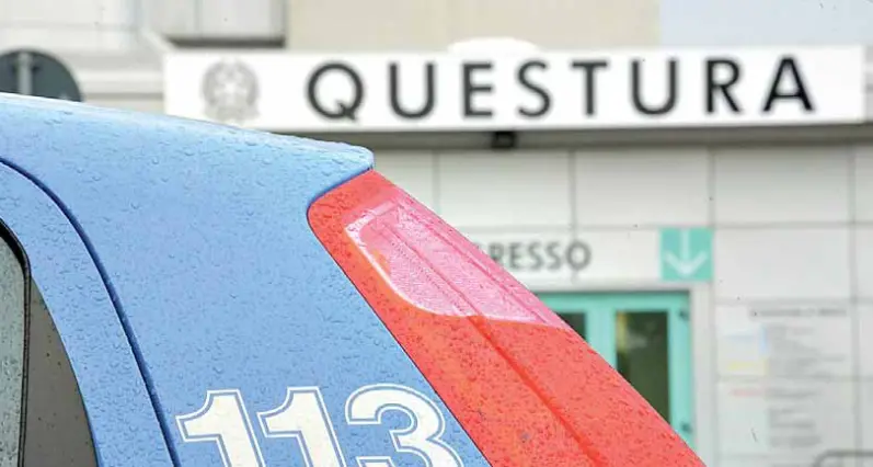 Trento, picchia e maltratta per anni i genitori: arrestato un giovane, tra le vittime anche il fratello