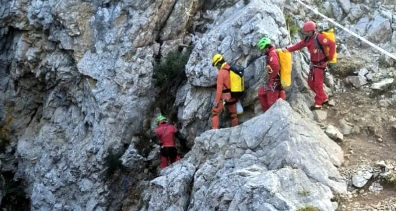 Turchia, salvato dopo nove giorni lo speleologo americano: era nel fondo di una grotta