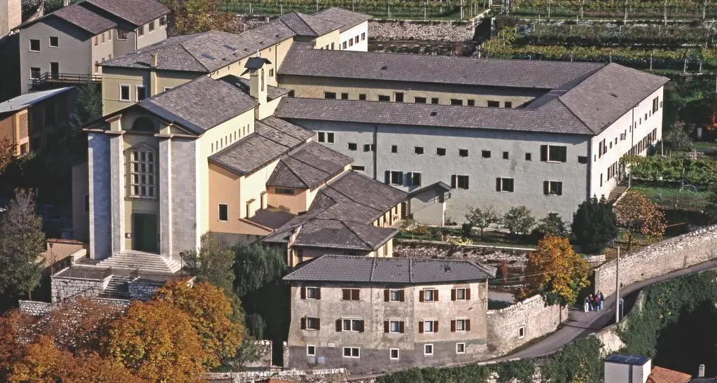 I frati cappuccini lasciano Trento dopo cinque secoli, la mensa dei poveri affidata alla Caritas