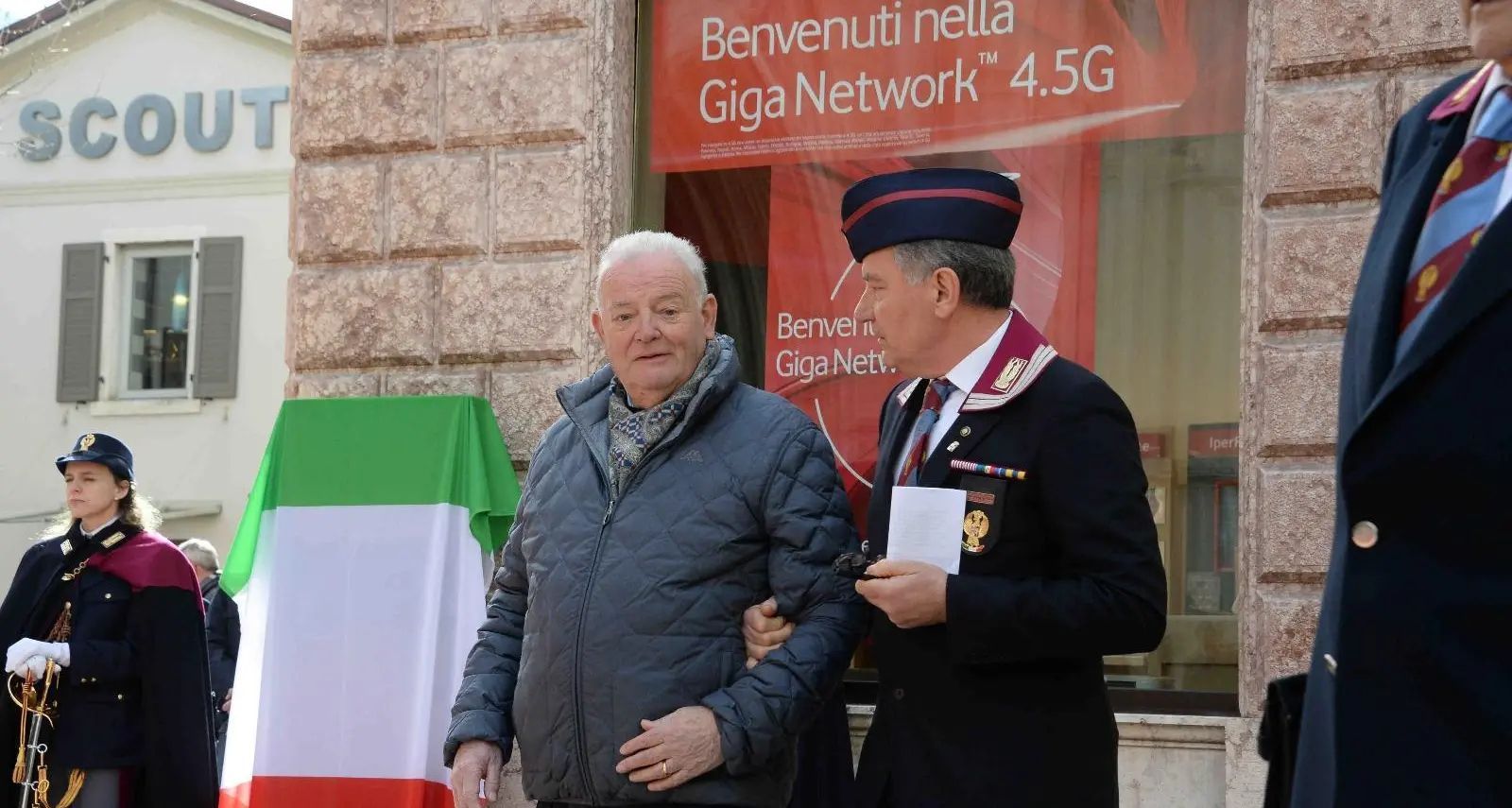 Addio a Piergiorgio Aloisi, il cassiere che fu preso in ostaggio nella sanguinosa rapina alla Bnl di via San Pietro