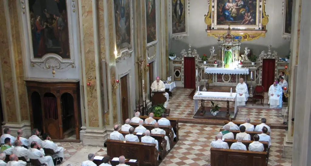Clero, ecco le nuove nomine fatte dall'arcivescovo Lauro Tisi