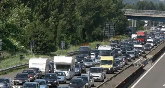 Traffico intenso sull'A22, incidenti e code: tamponamento a catena fra Ala e Rovereto