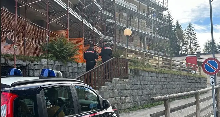 I carabinieri nei cantieri edili: scoperti tre operai in nero e pagati meno degli altri