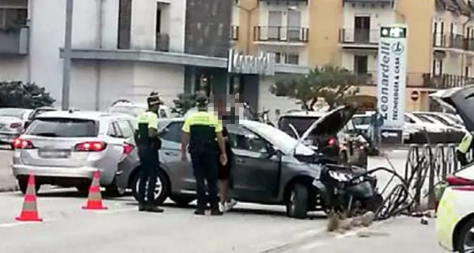 Schianto dopo la sbornia: alcoltest al conducente, valore cinque volte oltre il limite