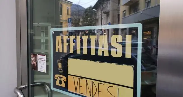 Trentino, in dieci anni perso il 10% dei negozi alimentari. Fida: la politica riduca i costi per le piccole attività