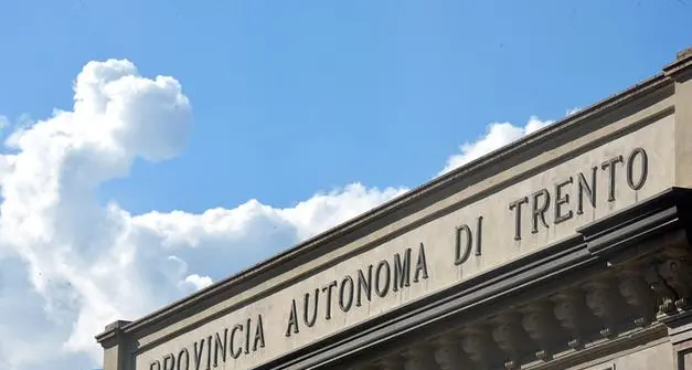 Provincia, un nuovo concorso per assumere dieci impiegati