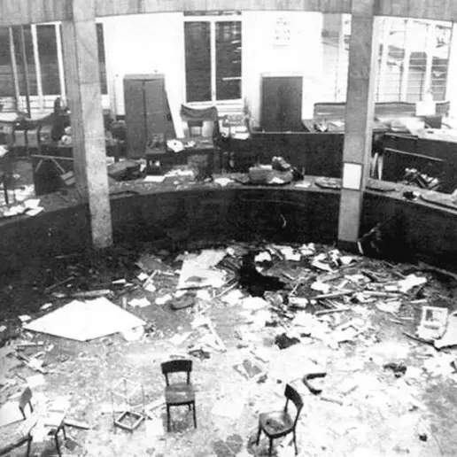 Piazza Fontana, la strage che ci precipitò negli anni di piombo e nelle ombre della strategia della tensione