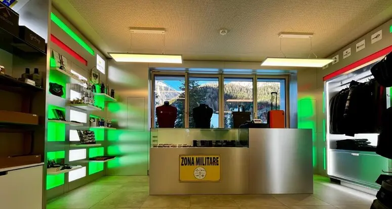 A Corvara aperto uno showroom con i prodotti ufficiali dell'Esercito