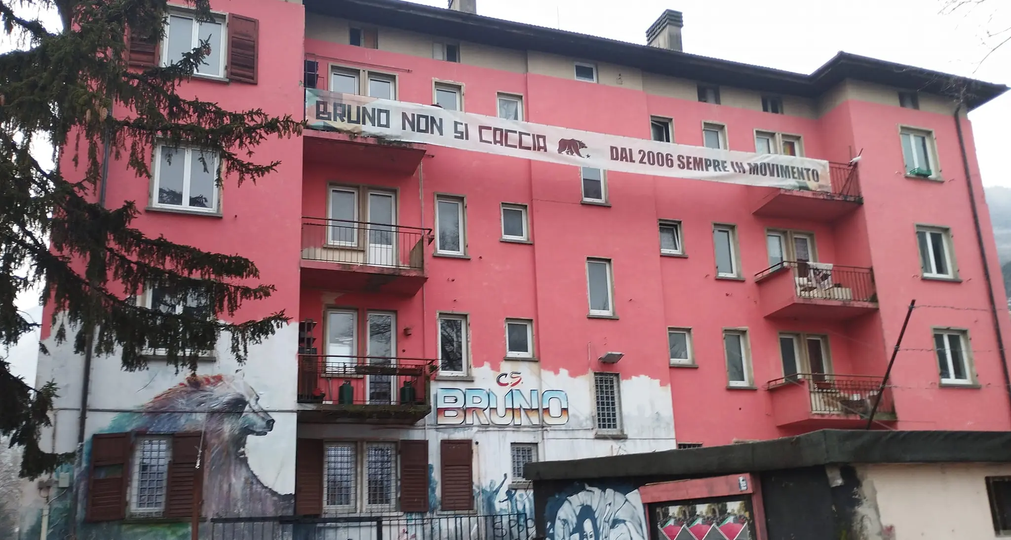 La Provincia sfratta il \"Bruno\" e si va in tribunale. Sinistra italiana: \"L'edificio passi al Comune e in affitto al centro sociale\"