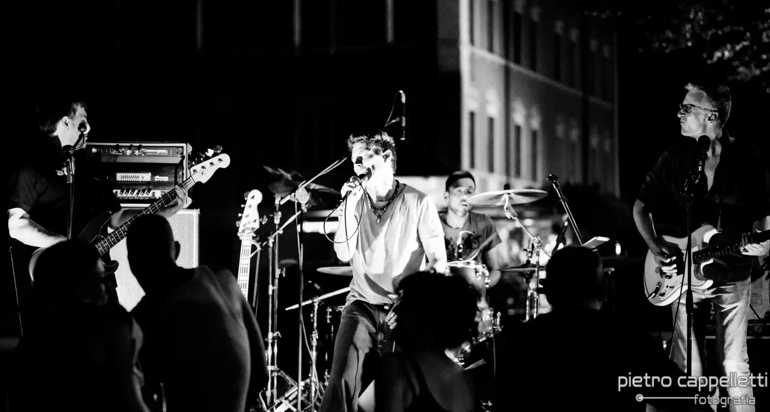Un live fra grunge, stoner e rock con The Snipers