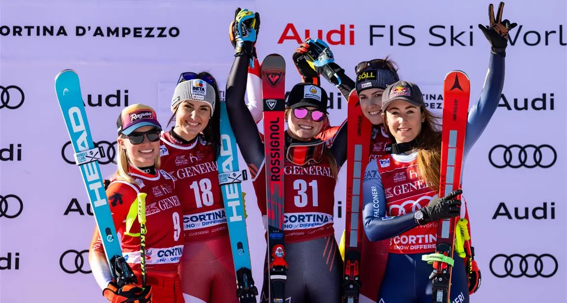 A Cortina in discesa trionfa l'austriaca Venier, Goggia è terza e la trentina Pirovano sesta