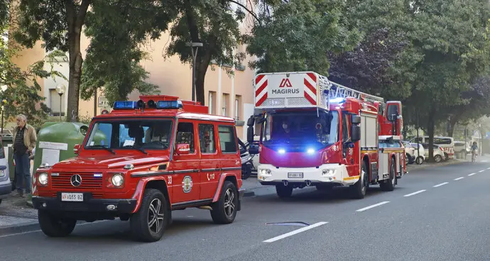 Un uomo di 65 anni muore in un incendio nel centro di Silandro