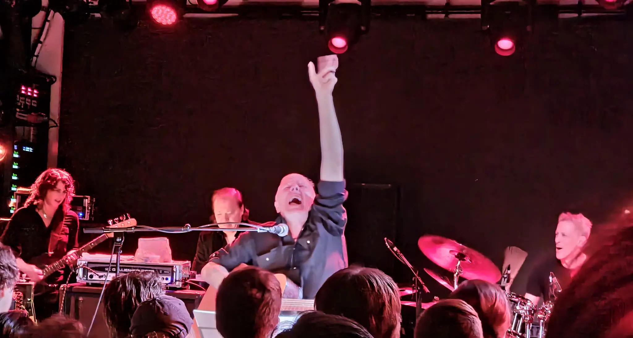 Michael Gira e l'inquieto mondo sonoro degli Swans in scena a Trento