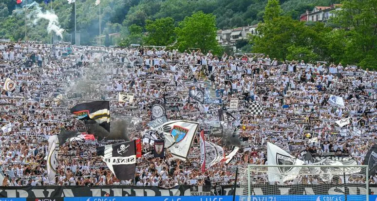 Lo Spezia batte di misura il Südtirol: finisce 2-1