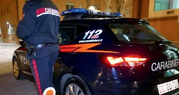 Momenti di terrore a Volano: famiglia sequestrata in casa dai banditi