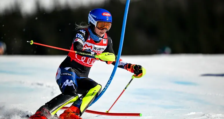 Leggendaria Mikaela Shiffrin: a Åre trionfo e Coppa di slalom