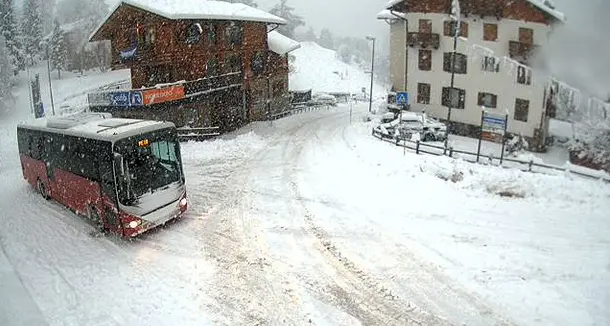 Nevicate abbondanti e piogge intense, qualche incidente e smottamenti in Trentino