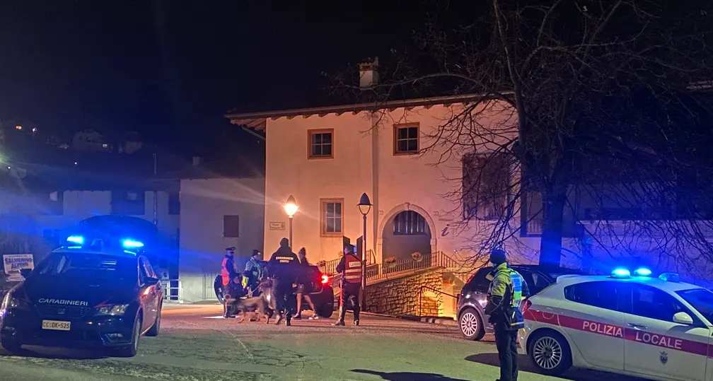 Giudicarie: controllati 105 veicoli, ritirata una patente