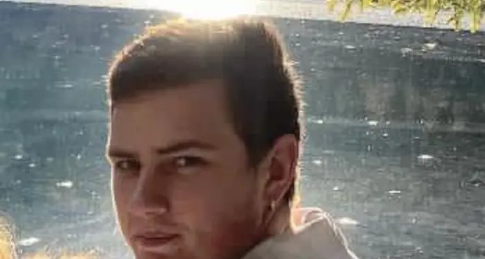Lavis, ucciso dalla malattia a 24 anni: comunità in lacrime per Luca Lunelli