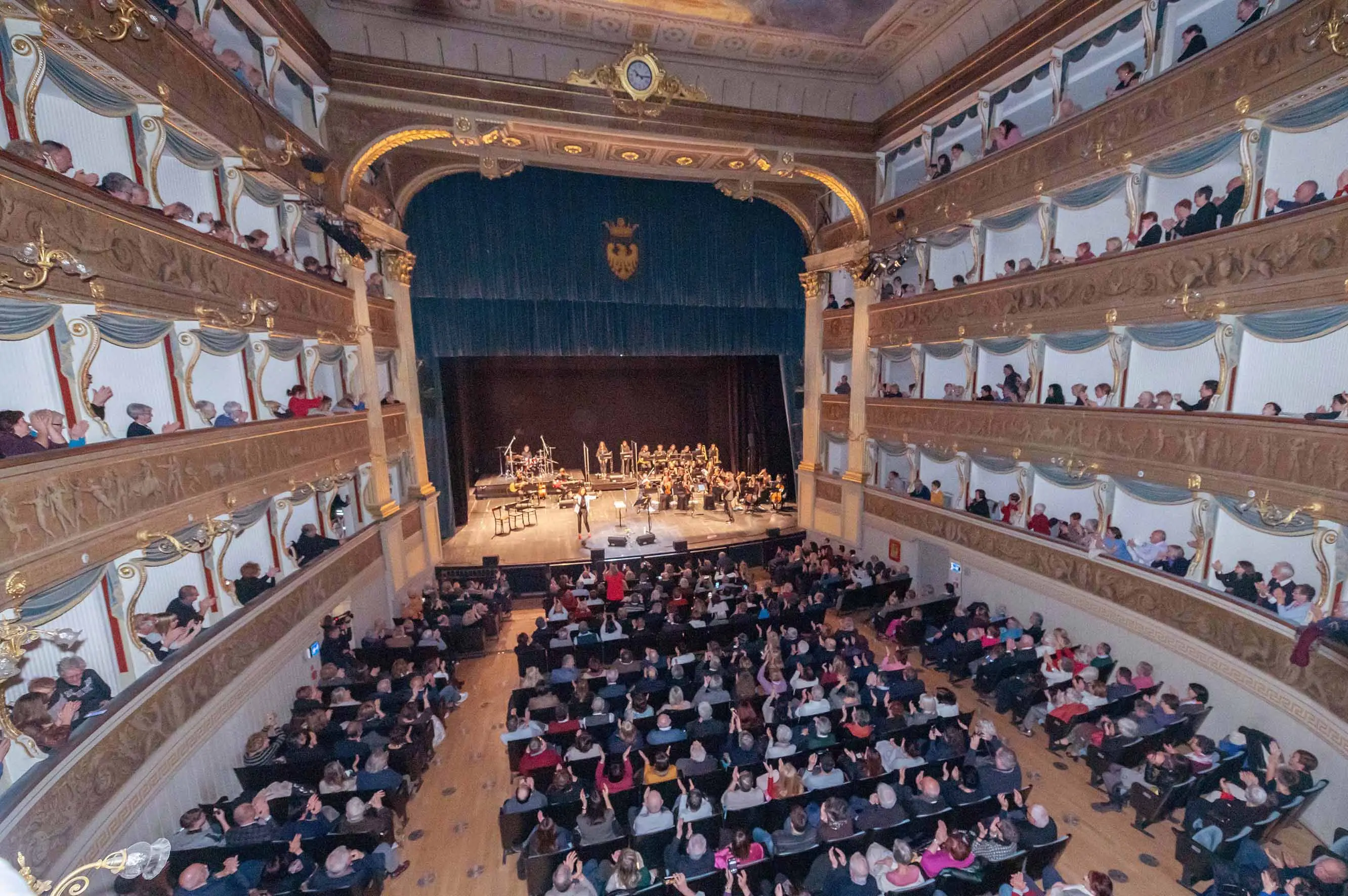 Concerto Gigliola Cinquetti 15 anniversario fondazione cassa rurale di Trento Banca per il Trentino Alto Adige Sudtirol Teatro Sociale (foto Daniele Panato/Agenzia Panato)