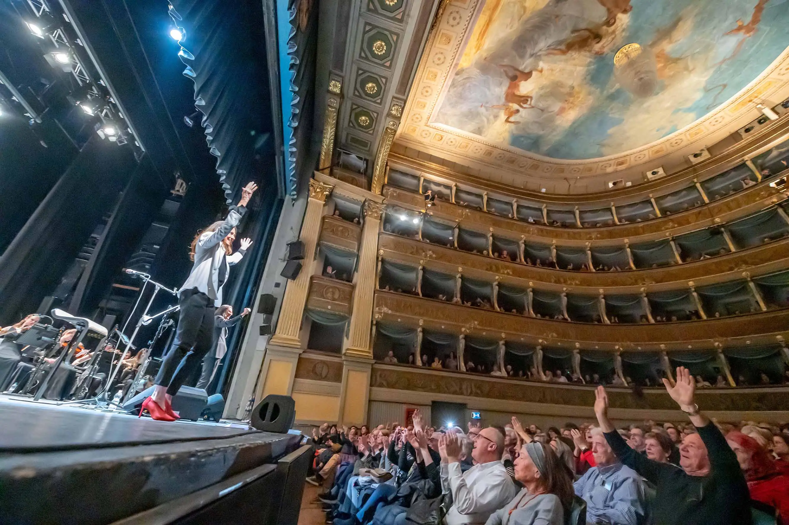 Concerto Gigliola Cinquetti 15 anniversario fondazione cassa rurale di Trento Banca per il Trentino Alto Adige Sudtirol Teatro Sociale (foto Daniele Panato/Agenzia Panato)