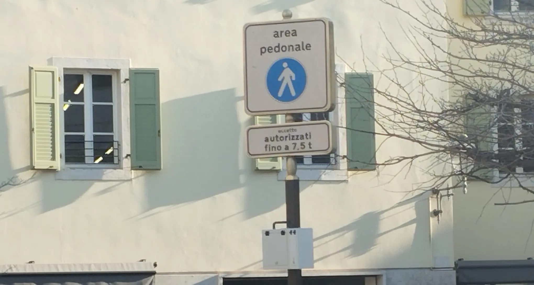 Undici rilevatori del traffico: azioni preliminari per le zone 30 a Gardolo