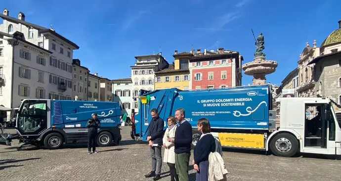 Nuovi veicoli elettrici per pulizia strade e raccolta rifiuti a Trento