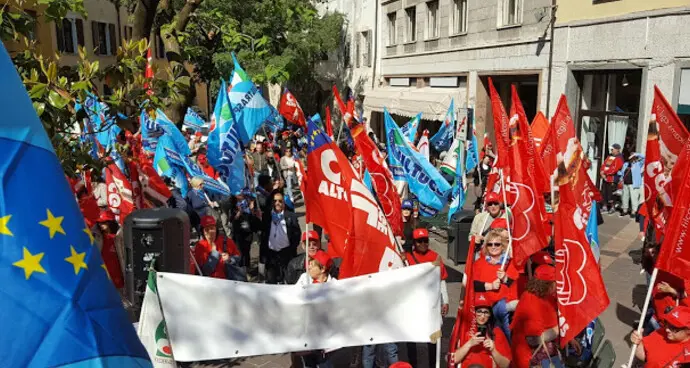 Commercio e servizi, ecco il rinnovo contrattuale per 30 mila addetti in Trentino