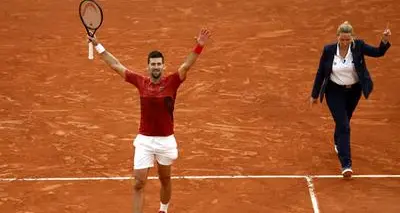 Roland Garros: Djokovic show, batte Cerundolo in rimonta e va ai quarti