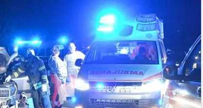 Incidente nella notte in tangenziale, un giovane soccorso in codice rosso