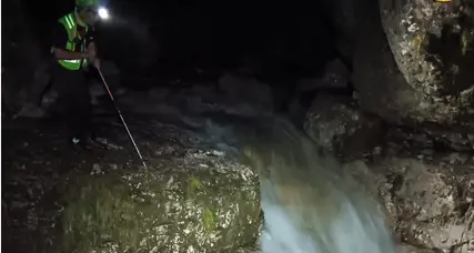 Belluno, portato in salvo un escursionista bolzanino bloccato dalla piena di un torrente