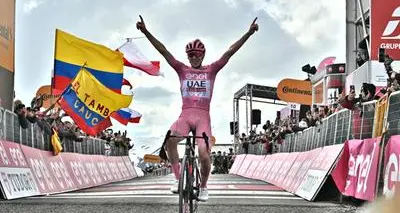 Pogacar trionfa anche nel tappone con finale sui monti di Livigno